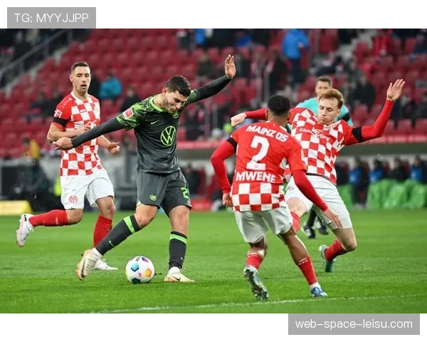 美因茨0-2负于沃尔夫斯堡,保级形势进一步恶化 美因茨0-2负于沃尔夫斯堡,保级形势进一步恶化